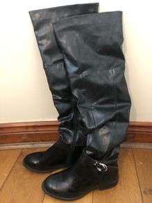 Women's Black Knee Length Boots