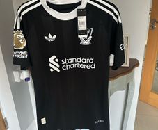 liverpool jersey