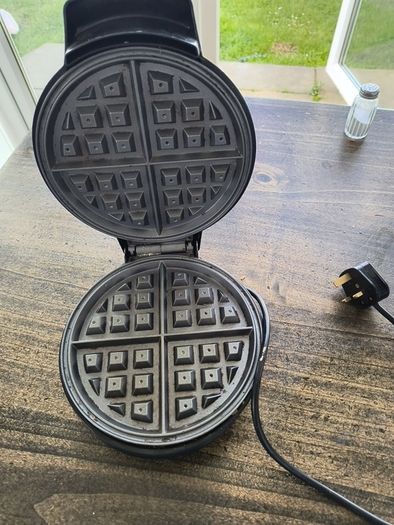 Waffle maker