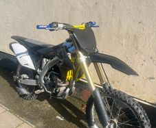 Pit bike