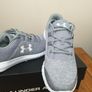New Under Armour trainers (unisex) size 6uk Image 3