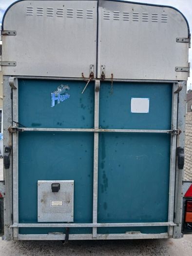 ifor Williams 505 horsebox