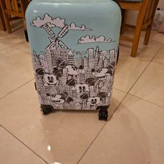 Kids suitcase