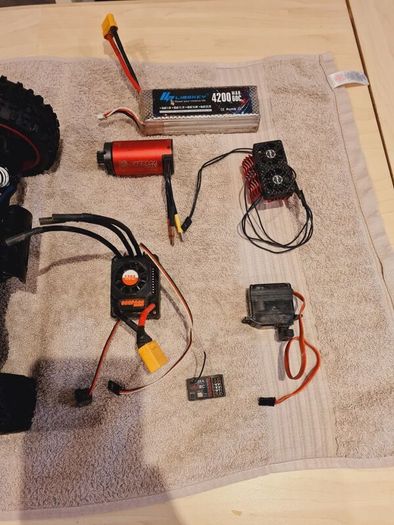 Xtm brushless buggie rc car