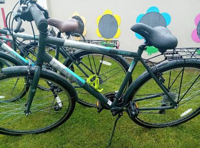 2 Bikes. ( price is for 1 bike )