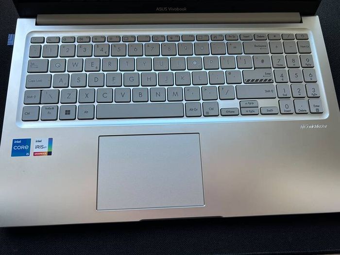 ASUS Vivobook 15 X1504VA | i5 13th Gen | 16GB RAM | 512GB SSD | Touchscreen