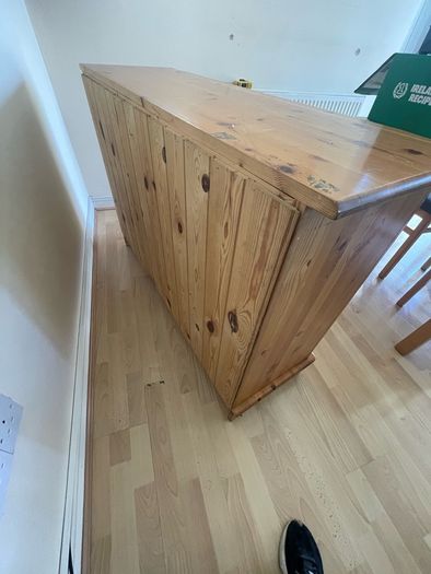 Side board