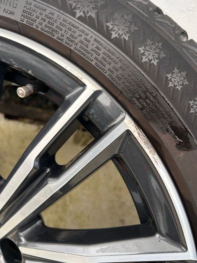 Genuine BMW 790M 18" Alloy Wheels