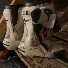 motorbike boots