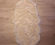 Faux sheepskin rug