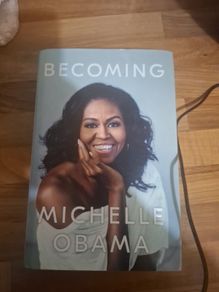 Becoming Michelle Obama