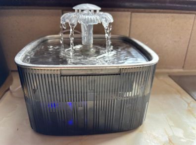 Cat Water Fountain for Drinking