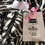 Savida skirt black & white size 14 to 16 New with tags Image 4