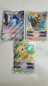 Jumbo Pokemon card bundle
