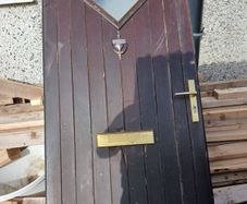 Free door
