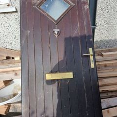 Free door