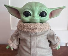 Star Wars Mandalorian Grogu The Child 11 inch/28cm Plush Toy - As New