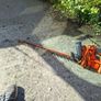 black and decker hedge cutter Image 2
