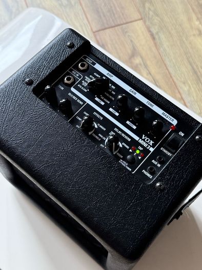 VOX MINI3 Portable Modeling Guitar Amp