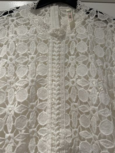 Lace  Top long sleeve BNWT
