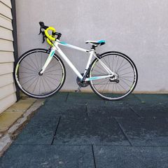 Women Cube Road Bike Excellent Condition