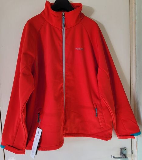 Brand new Regatta Kira Hibiscus softshell fleece jacket - Size 20
