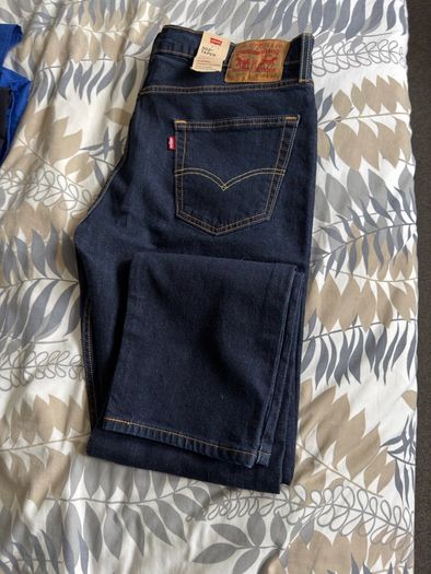 Levis 502 Jeans