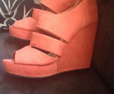 Beautiful Wedge Sandals (eu38/ size 5)