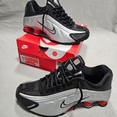 Nike Shox R4 (uk 7,5  Eur 42)