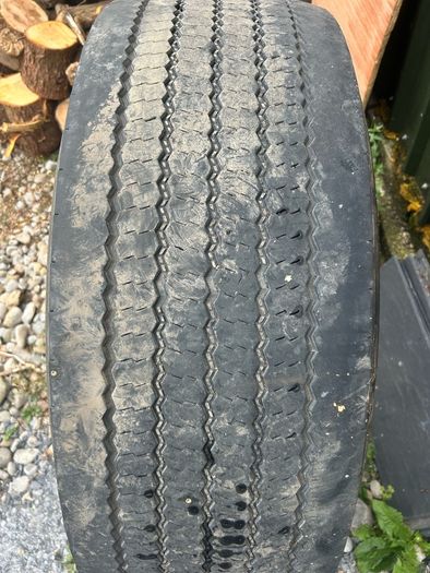 8 stud 900/20