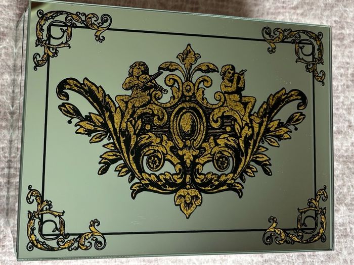 Jewellery Box - Mirror Outside with Design
