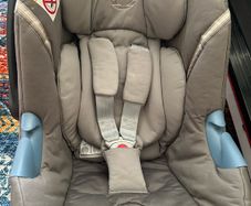 cybex baby car seat + Cybex Base