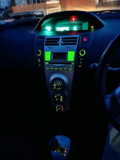 Toyota yaris Automatic
