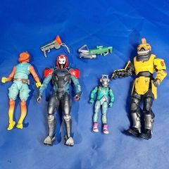 Fortnite  4 Action Figures  2 Weapons Accessories  Bundle