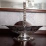 Silver plated fruit basket. Image 4