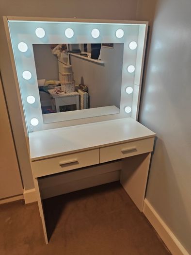 Girl's dressing table