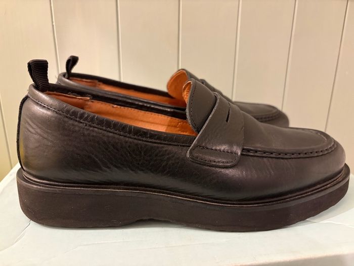 Black loafers - shoe the bear