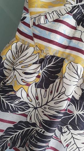 H&M tropics backless Sz 8 - Bnwt Rrp 29.99