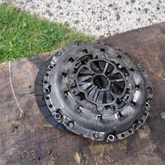Audi a6 2.0tdi BLB BRE BRD AWX AVF etc.... 6 speed manual 240 mm clutch kit 1.9tdi passat skoda a4 breaking parts oil pump