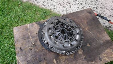 Audi a6 2.0tdi BLB BRE BRD AWX AVF etc.... 6 speed manual 240 mm clutch kit 1.9tdi passat skoda a4 breaking parts oil pump