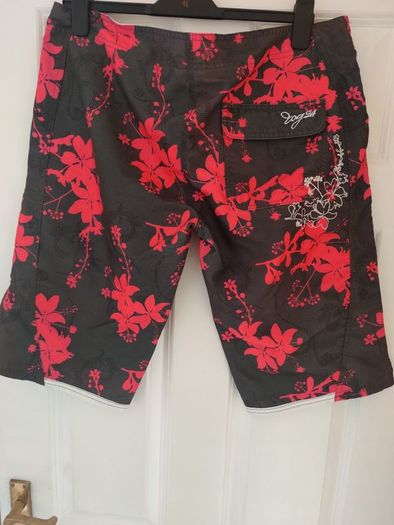 Tog24 ladies Barbados shorts size UK14/16 EU42/44 Postage included