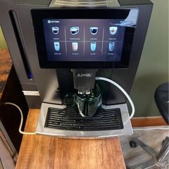 Commercial Bean to cup coffee machine