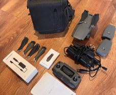 DJI Mavic 2 Zoom Fly More Combo