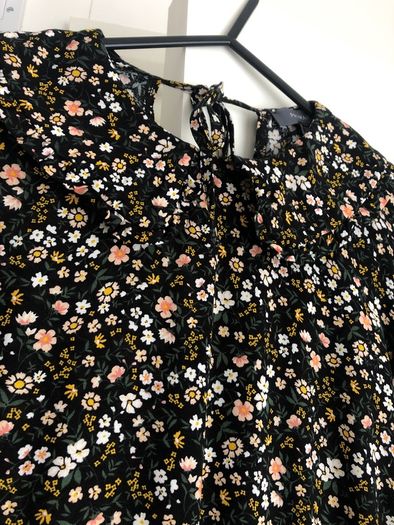 Dress size 4-6 like new