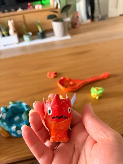 Clay Figures Mini whisk and milk container (Not for food only as decor)