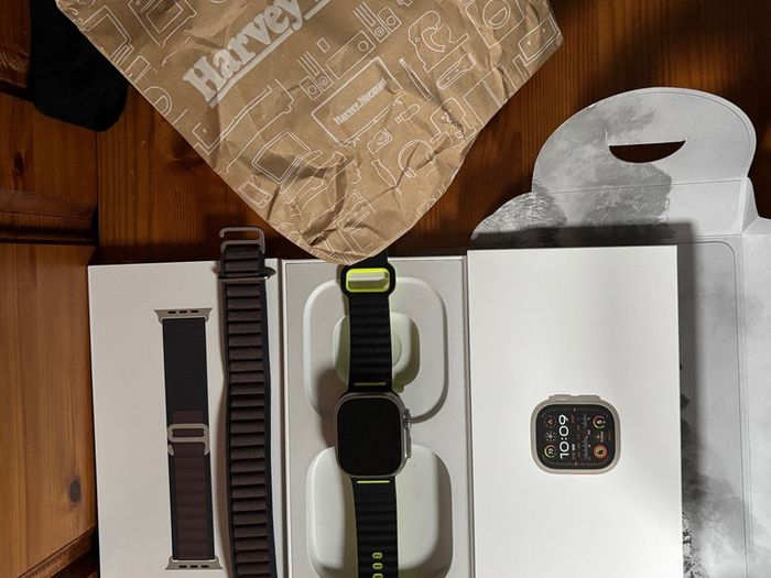 Apple  Watch Ultra 2