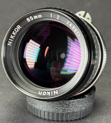 Nikon Ai-s Ais Nikkor 85mm f/2 Portrait MF Manual Lens