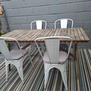 Outdoor dining table
