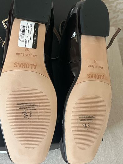 Alohas shoes size 38 /5 . New