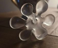 Table cloth clips used for wedding